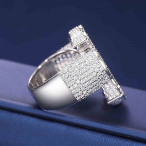 Anillo Cruzado de Oro Blanco con Diamantes de Corte Baguette, Estilo Religioso, Joyería Unisex, Anillos de Diamantes Naturales de Color D - Product Image 2