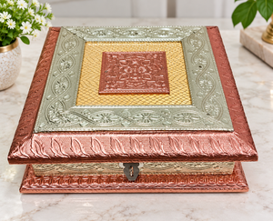 Caja de Regalo Plegable Personalizada de Metal y Madera con Grabado, Estilo Moderno y Lujoso, para Frutos Secos, Artesanía India Meenakari, Caja para Servir Especias y Nueces, Diwali - Product Image 6