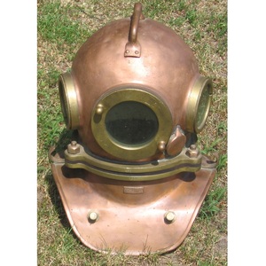 Casco de buceo náutico antiguo de latón y hierro, hecho a mano, estilo marítimo vintage, a precio mayorista y económico. - Product Image 1