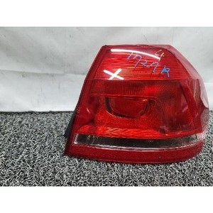 Luz Trasera Derecha Usada para Passat - Product Image 2