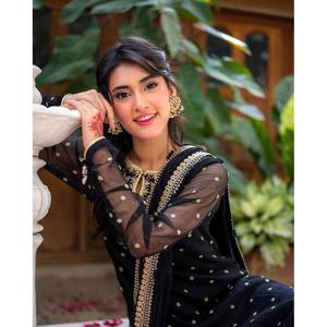Conjunto de Chifón de Diseñador con Top, Pantalón y Dupatta para Fiestas - Product Image 1