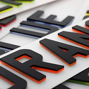 <span class=keywords><strong>Lettres</strong></span> de <span class=keywords><strong>plaque</strong></span> d'immatriculation 3D en gel, panneau lumineux LED RGB 3D, logo de voiture personnalisé, projecteur de logo, ne s'estompe pas après une utilisation prolongée - Product Image 1