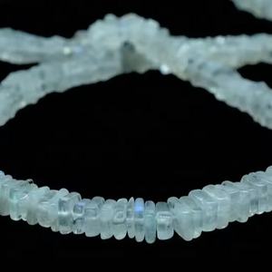 100% Precious White Rainbow Moonstone Beads Smooth Heishi Square Shape para la fabricación de joyas - Product Image 1