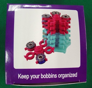 Torre de Almacenamiento de Bobinas AA0232 Bobbin Saver Stack |   Anillos Rosados de Plástico para Guardar Bobinas con Inserciones Metálicas para Máquinas de Coser - Product Image 5