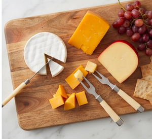 Juego de 4 Cuchillos para Queso con Hoja de Acero Inoxidable, Mango de Crema, Espátula, Tenedor y Rebanador, Herramientas para Queso para Uso en Cocina - Product Image 6