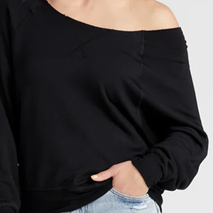 Sudadera de lana premium para mujer con cuello ancho y hombros caídos, estampado frontal personalizado, lavado ácido, informal, manga larga, anti-bolitas, para invierno - Product Image 6