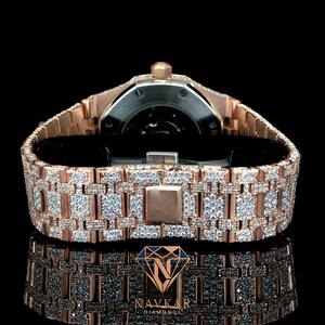 Reloj de Diamantes Moissanite Personalizado de Lujo Estilo Hip Hop para Hombre con Esfera Personalizada y Diseño Único - Product Image 3