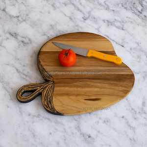 Planche à découper en bois faite à la main avec poignée sculptée, planche à découper naturelle pour légumes, fruits, pain, usage en cuisine - Product Image 5