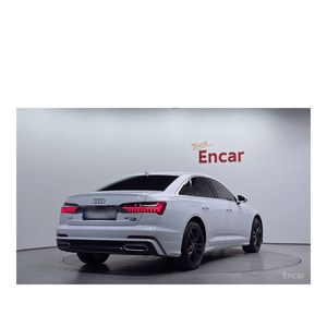 Audi A6 45 TFSI Quattro Premium 2023, 23,449 km, Volante a la Izquierda, Asientos de Cuero, Cámara Trasera - Product Image 2