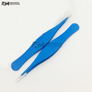Pince à épiler pour sourcils RMI Pointy Eyebrow Tweezer, nouveau design / embout argenté et revêtement en poudre bleue, ensemble de pinces à épiler pour sourcils - Product Image 6