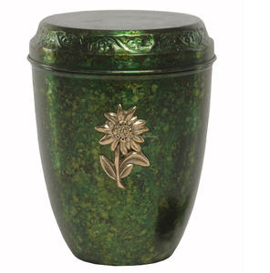 Decoración de pátina verde y bronce con acabado exclusivo de venta rápida: Flor en relieve, probablemente una urna de cremación de metal edelweiss - Product Image 1