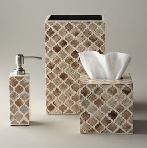 Ensemble d'accessoires de salle de bain en os naturel incrusté à motif floral, collection d'organisateurs de salle de bain de luxe pour maisons, villas et hôtellerie - Product Image 2