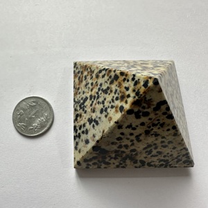 Pirámide de Jaspe Dálmata Natural TFH, TAMAÑO 55 MM, 160 GRAMOS, Estilo Feng Shui, Alta Calidad, para Sanación, Meditación y Hogar - Product Image 2