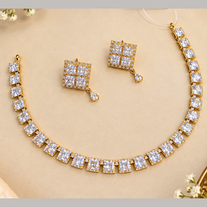 Ensemble collier et boucles d'oreilles pour femme JeweleMarket, plaqué or, pierres en cristal, style ethnique, pour mariage, fiançailles, anniversaire, fête, cadeau - Product Image 1