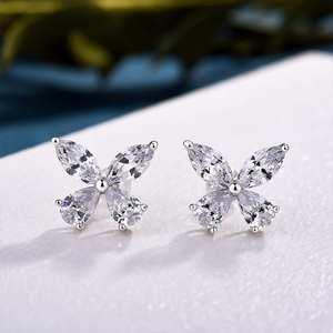 Boucles d'oreilles pendantes classiques en diamant taille poire et taille marquise, certifiées IGI, plaquées or, CVD HPHT, créées en laboratoire, solitaire double pierre - Product Image 3