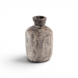 Jarrón de Cerámica Rústico Antiguo con Forma de Botella, Hecho a Mano 100% en Bali, con Acabado Esmaltado y Efecto Envejecido, para el Hogar - Product Image 1
