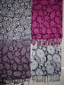 Printed Pashmina Shawl for Spring Low Price Item - Product Image 6