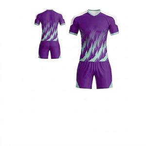 Uniforme de Fútbol al Por Mayor, Transpirable, Ligero, 100% Poliéster, Personalizable con Nombre del Equipo en la Parte Delantera, Secado Rápido - Product Image 1