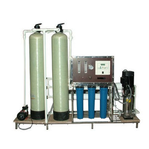 Sistema de Purificación de Agua Industrial de 1000 l/h con Ósmosis Inversa, Planta de Filtración RO, Sistema de Tratamiento de Agua por Ósmosis Inversa de Gran Capacidad con UV - Product Image 1