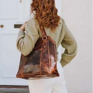 Sac fourre-tout élégant pour femme, sac à main bandoulière tendance grande capacité par Supplier - Product Image 2