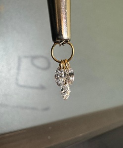 Breloque Plume Diamantée Marquise en Or 14K pour Boucles d'Oreilles Créoles, Accessoire d'Oreille Plume Délicate, Bijou Élégant, Cadeau pour Femme - Product Image 3