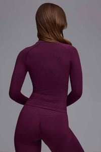 High Quality Stretchy Breathable Activewear Set <b>Women</b> Fitness Seamless Yoga Set & Gym exercise set wholesale custom logo - Product Image 3