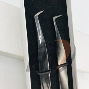 Pince à épiler d'extension de cils méga volume en acier durable au plasma noir à quantité minimale de commande bas en acier inoxydable à 90 degrés L pince à cils en acier inoxydable - Product Image 4