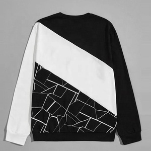 Sudadera Ishaq para Hombre, Cuello Redondo, Estampado Geométrico Blanco y Negro, Corte Regular, Tejido de Algodón, Estilo Casual para Otoño - Product Image 6