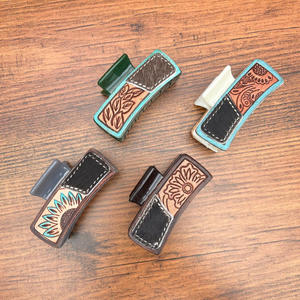 Pince à cheveux en cuir de vache usiné à la main véritable accessoire de cheveux occidentaux en cuir de vache pince à cheveux à la mode pour les femmes en gros disponible - Product Image 5