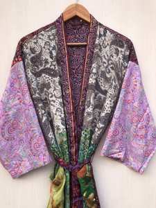ชุดคลุมชายหาดสไตล์วินเทจอินเดีย ผ้าไหมซารีแท้ 100% ชุดกิโมโน ชุดเดรสโบโฮหลากสีสัน ชุดชายหาดสำหรับใส่ในรีสอร์ท ราคาขายส่ง - Product Image 2