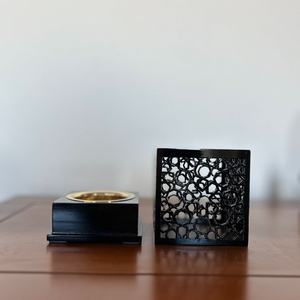 เตาเผากำยานโลหะและไม้ลายอักษรอาหรับขายส่ง แบบหรูหราสีทองฉลุลาย บาคูร์ สำหรับตกแต่งโต๊ะสไตล์โมเดิร์น - Product Image 2