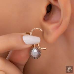 PRAO Huggie Ball Pendientes Crystal Black Huggie Studs - Product Image 3