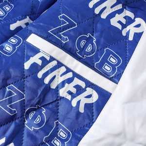 Chaqueta Bomber Blanca de Satén Zeta Phi Beta, Bordado Personalizado en Chenilla, Ropa de Hermandad Griega, Unisex Premium - Product Image 4