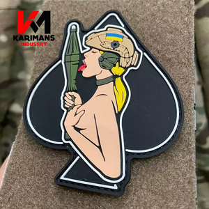 แผ่นยางพีวีซีแบบนูน 3 มิติ สัมผัสนุ่ม สำหรับการสร้างแบรนด์เสื้อผ้าระดับพรีเมียม ผลิตจากยางพีวีซีขึ้นรูปขั้นสูง - Product Image 1