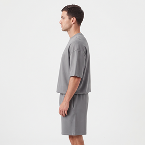 Ensemble de vêtements de sport pour hommes de haute qualité personnalisés pour l'été, short de course uni, t-shirt à manches courtes, ensemble pour hommes - Product Image 2