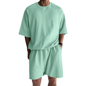 Conjuntos de Dos Piezas para Hombre, Camiseta de Cuello Redondo y Pantalones Cortos de Verano, Conjuntos Deportivos Holgados con Bolsillos - Product Image 1