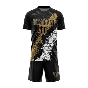 Vêtements de sport pour hommes en gros, uniforme de football par sublimation, ensemble personnalisé avec logo d'équipe imprimé, tissu respirant - Product Image 4