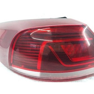 Feu arrière extérieur gauche d'occasion OEM 3C8945207M - Product Image 3