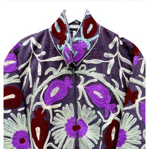 Chaqueta Elegante y Hermosa, Ecológica, Transpirable, con Bordado Floral y Rayas, Cuello Mandarín, para Mujer, Otoño-Invierno - Product Image 4