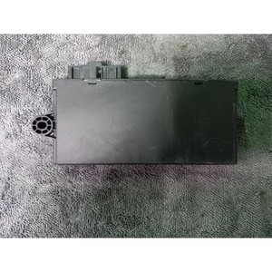 Módulo de Control del Sistema de Acceso al Vehículo (CAS) Serie 5, Usado, OEM 6135914722701 - Product Image 5