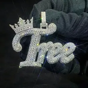 Colgante Personalizado con Nombre para Hombre, con Moissanita Redonda de 3 Quilates, Plata de Ley 925 - Product Image 4