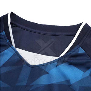 Camiseta de Fútbol Corta Sublimada con Logotipo Personalizado para Competición de Club, Alto Rendimiento, Absorbe la Humedad, 100% Poliéster - Product Image 3