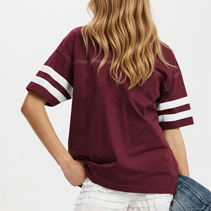 เสื้อยืดคอกลมผู้หญิงแบบสั่งทำพิเศษ เนื้อผ้าหนา 300GSM ระบายอากาศได้ดี ปักโลโก้ตามแบบ สตรีทแวร์ ฤดูร้อน 100% - Product Image 2