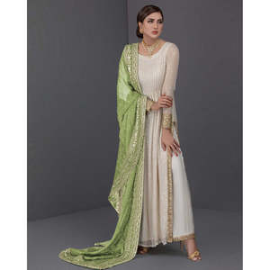 Elegante Salwar Kameez de Poliéster con Bordado y Lentejuelas para Fiesta, Incluye Plazzo y Dupatta - Product Image 4