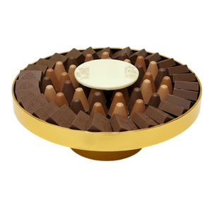 Bol à chocolat en forme de feuille dorée avec assortiment de chocolats pour service de fête, design moderne, en bois, finition polie - Product Image 3