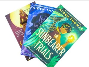Set de 3 Libros: Cemetery Boys, Lost in the Never Woods y The Sunbearer Trials, Novela de Fantasía Paranormal para Adultos, Tapa Blanda - Product Image 2
