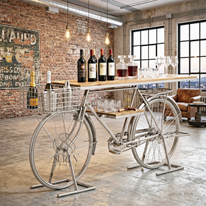 Porte-vin en métal de style artisanal unique, design sur le thème automobile, meubles pour appartement - Product Image 1