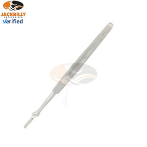 ใบมีดผ่าตัดเหล็กกล้าคาร์บอน ปลอดเชื้อ เบอร์ 11 พร้อมด้ามจับแบบใช้ซ้ำได้ สำหรับการผ่าตัดทางการแพทย์ ทันตกรรม สัตวแพทย์ และห้องปฏิบัติการ - Product Image 4