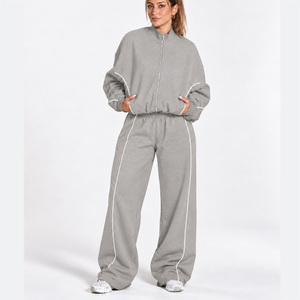 Conjunto Deportivo de Dos Piezas para Mujer con Cremallera y Líneas en Contraste, Chaqueta de Corte Holgado y Pantalones de Pierna Ancha, Ropa al Por Mayor - Product Image 1