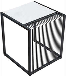 Mesa Auxiliar Cuadrada de Hierro Metálico Negro, Diseño Lineal Creativo para Sala de Estar, Muebles para el Hogar - Product Image 3